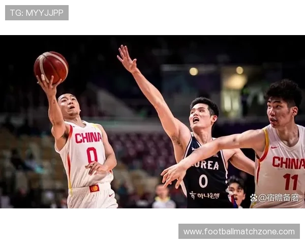 中国男篮备战亚洲杯新阵容亮相 球迷热议核心球员表现